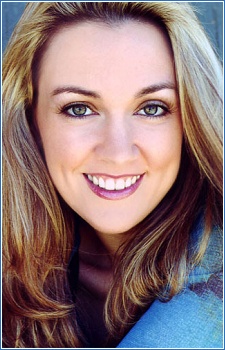 Foto Seiyuu Stephanie Young