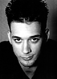 Foto Seiyuu Adam Conlon