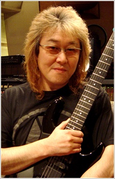 Foto Staf/Seiyuu Kenji Kawai