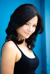 Foto Seiyuu Sarah Edmondson