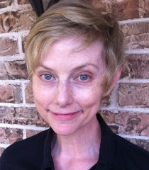 Foto Seiyuu Katherine Catmull