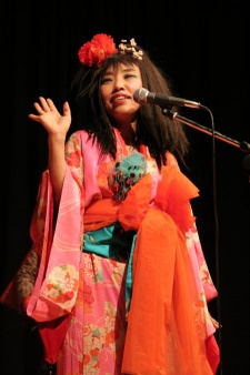 Foto Staf/Seiyuu Shizuru Ootaka