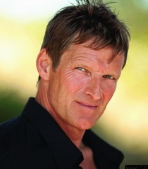 Foto Seiyuu Mark Oliver