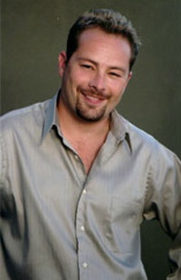 Foto Seiyuu Alistair Abell