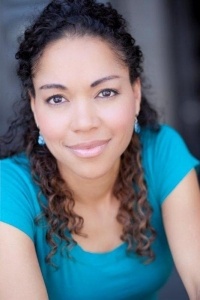 Foto Seiyuu Gina Bowes