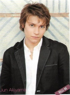 Foto Jun Akiyama