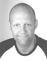 Foto Seiyuu Momme Mommsen