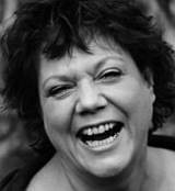 Foto Seiyuu Michaela Kametz