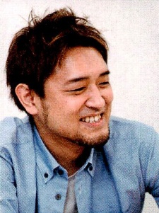 Foto Kenichi Tachibana