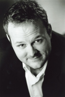 Foto Seiyuu Judson Jones