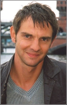 Foto Seiyuu Steven Merting