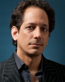 Foto Seiyuu Abie Hadjitarkhani