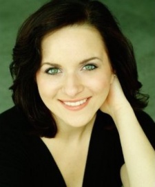 Foto Seiyuu Katie Caruso