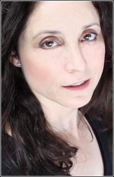 Foto Seiyuu Karen Neill