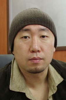 Foto Staf/Seiyuu Woon-ki Kim