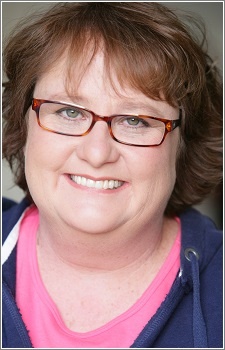 Foto Seiyuu Maile Flanagan