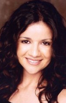 Foto Seiyuu Yvonne Aguirre