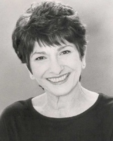 Foto Seiyuu Louise Chamis