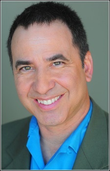 Foto Seiyuu Jonathan Fahn