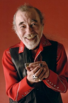 Foto Seiyuu Mickey Curtis