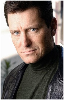 Foto Seiyuu John DeMita