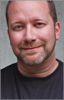 Foto Seiyuu Adam Sholder