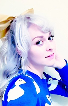 Foto Seiyuu Sarah Wiedenheft