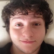 Foto Seiyuu Adam Dahlberg