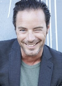 Foto Seiyuu John Friedmann