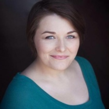 Foto Seiyuu Sara Ragsdale