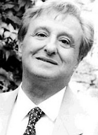 Foto Seiyuu Gastone Pescucci