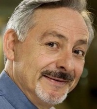 Foto Seiyuu Leo Gullotta