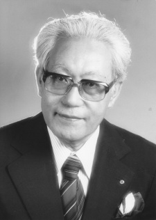 Foto Staf/Seiyuu Tadashi Hattori