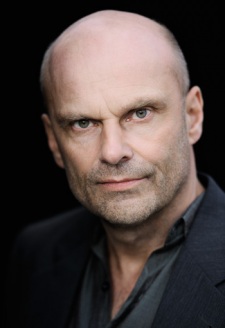 Foto Seiyuu Johann Fohl