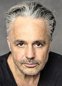 Foto Seiyuu René Hofschneider