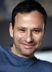 Foto Seiyuu Frank Stieren