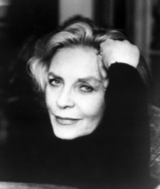 Foto Seiyuu Lauren Bacall
