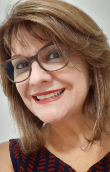 Foto Seiyuu Cecília Lemes