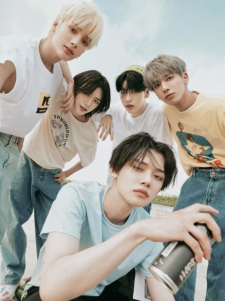 Foto Staf/Seiyuu TOMORROW X TOGETHER