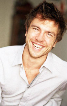 Foto Seiyuu Stanislas Forlani