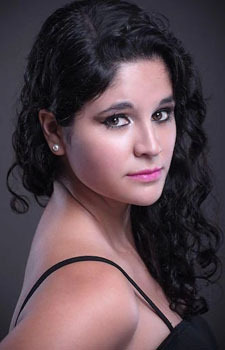 Foto Seiyuu Fernanda Ornelas