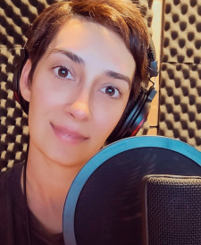 Foto Seiyuu Denise Sperandelli