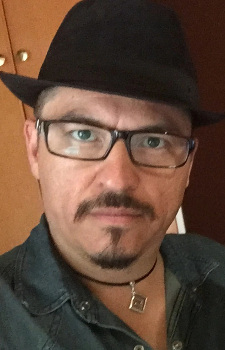 Foto Seiyuu Carlos Hernández