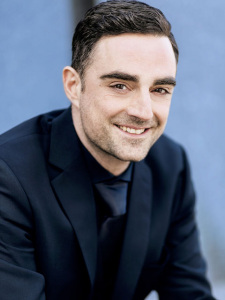 Foto Seiyuu Georgios Tzitzikos