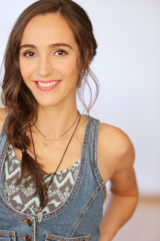 Foto Seiyuu Stephanie Panisello