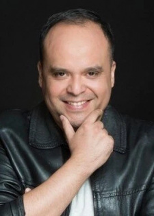 Foto Staf/Seiyuu Roberto Gutiérrez