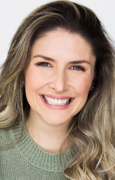 Foto Seiyuu Stéfanie Dolan