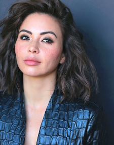 Foto Seiyuu Jennifer Sun Bell