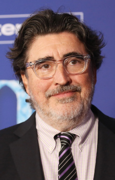 Foto Seiyuu Alfred Molina