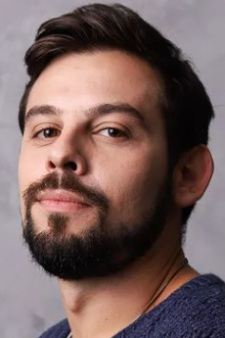 Foto Seiyuu Luciano Maccio